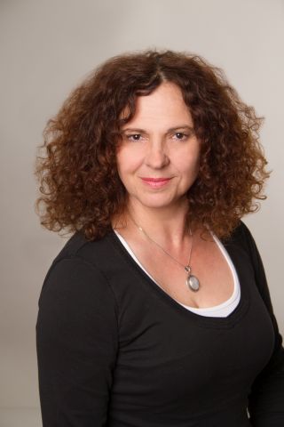  Angelika Nägele-Lauterbach