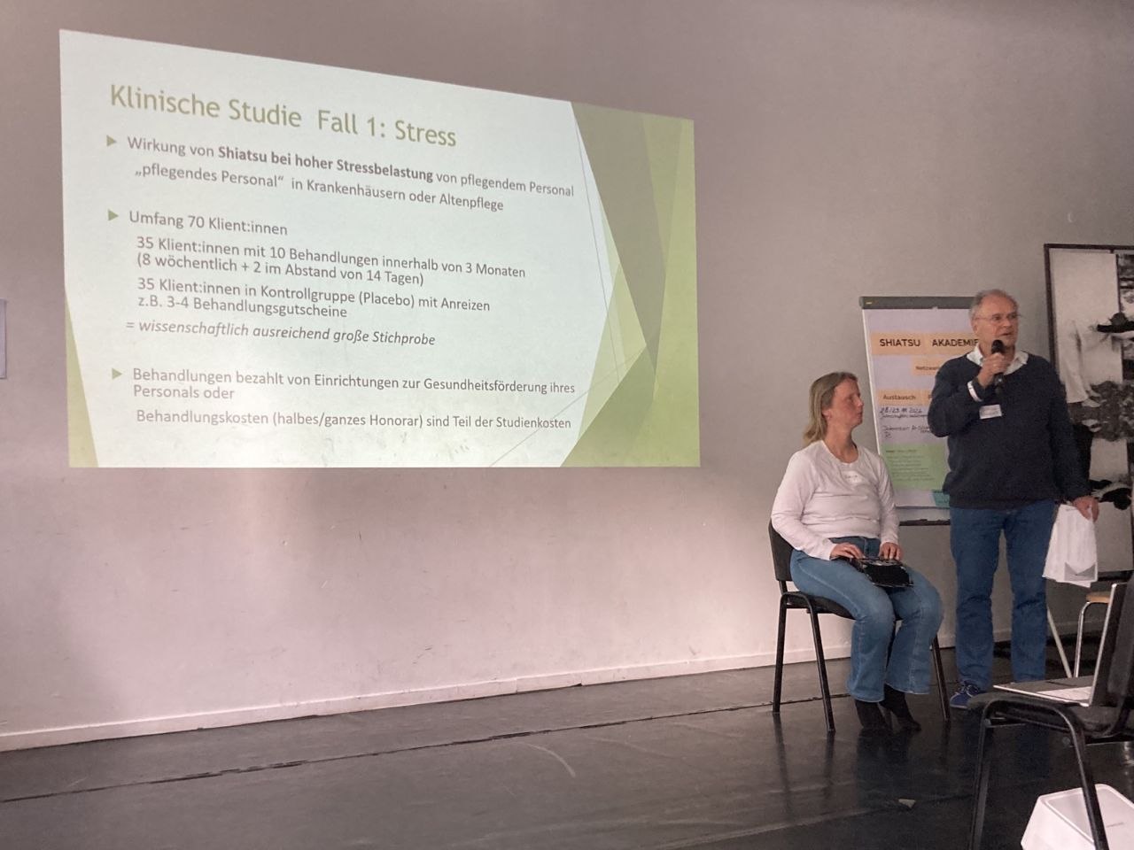Svenja Oberboßel und Achim Schrievers vom Arbeitskreis Forschung